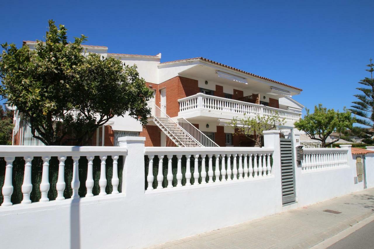 Casa Rosales 5 Apartment Кембрилс Екстериор снимка